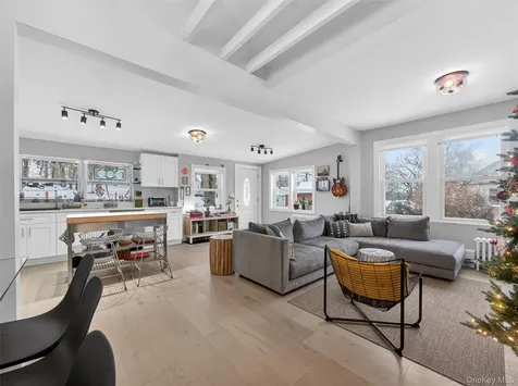 17 Waldron Avenue Nyack NY 10960