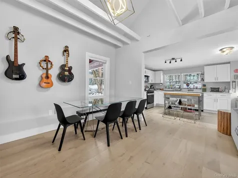 17 Waldron Avenue Nyack NY 10960