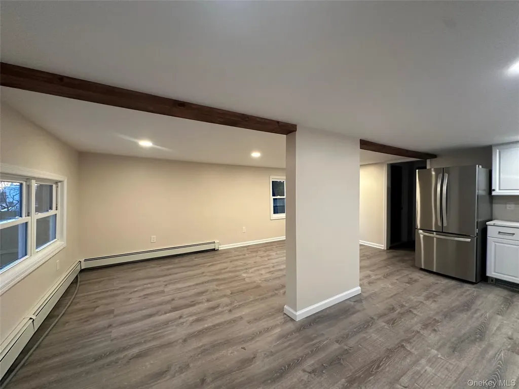 103 Sunrise Trail Wallkill NY 12589
