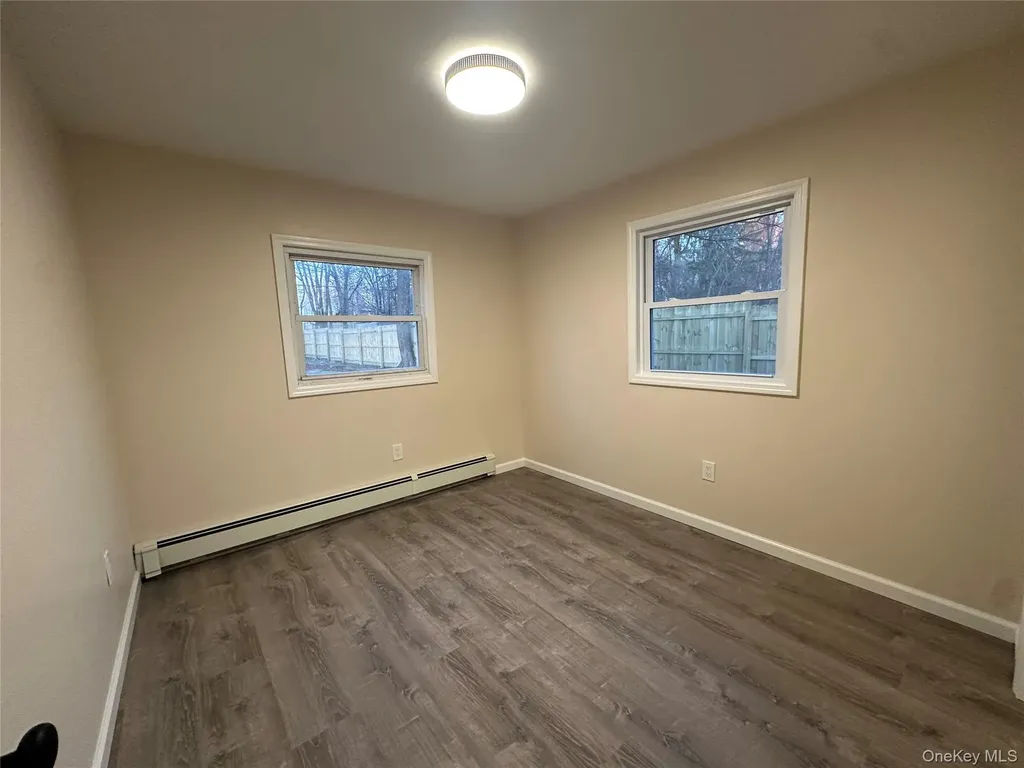 103 Sunrise Trail Wallkill NY 12589