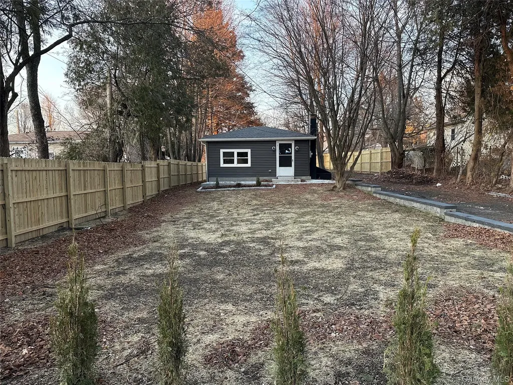103 Sunrise Trail Wallkill NY 12589