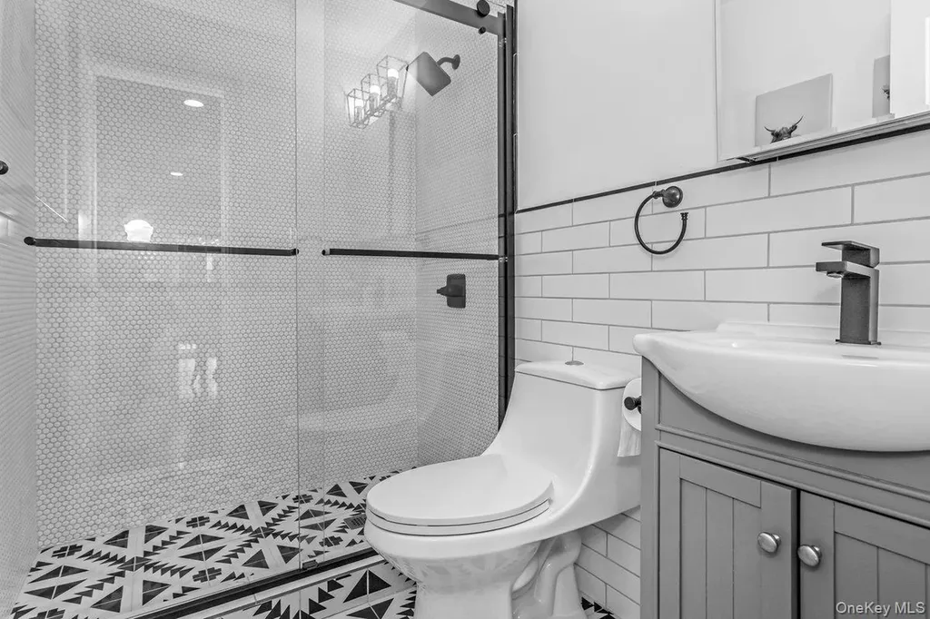 7 Sebree Place Plainview NY 11803