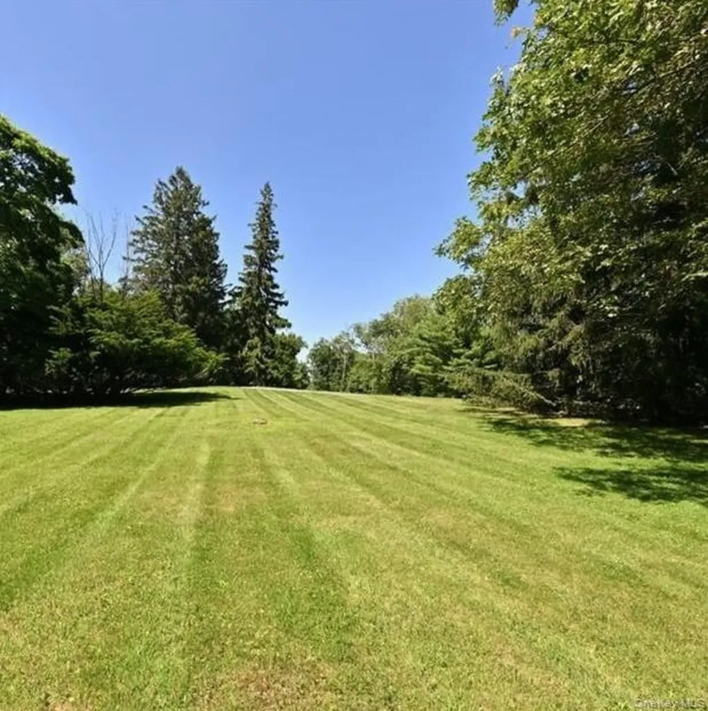 114 E Willow Tree Road Spring Valley NY 10977