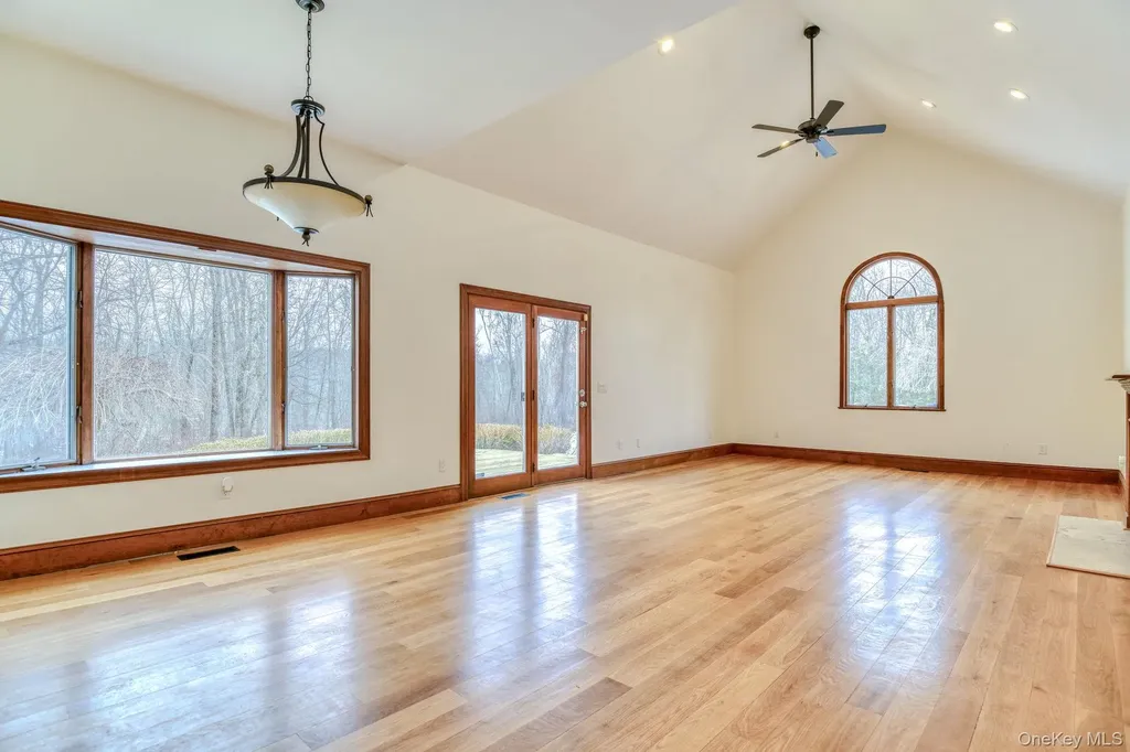 24 Deer Run Road Newburgh NY 12550