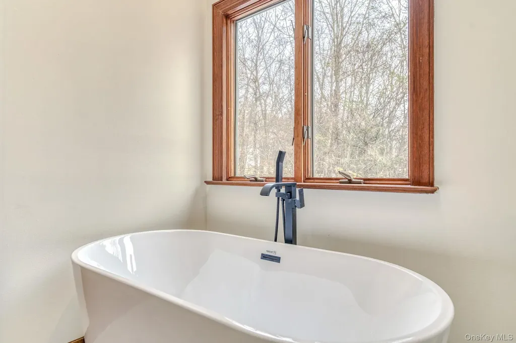 24 Deer Run Road Newburgh NY 12550