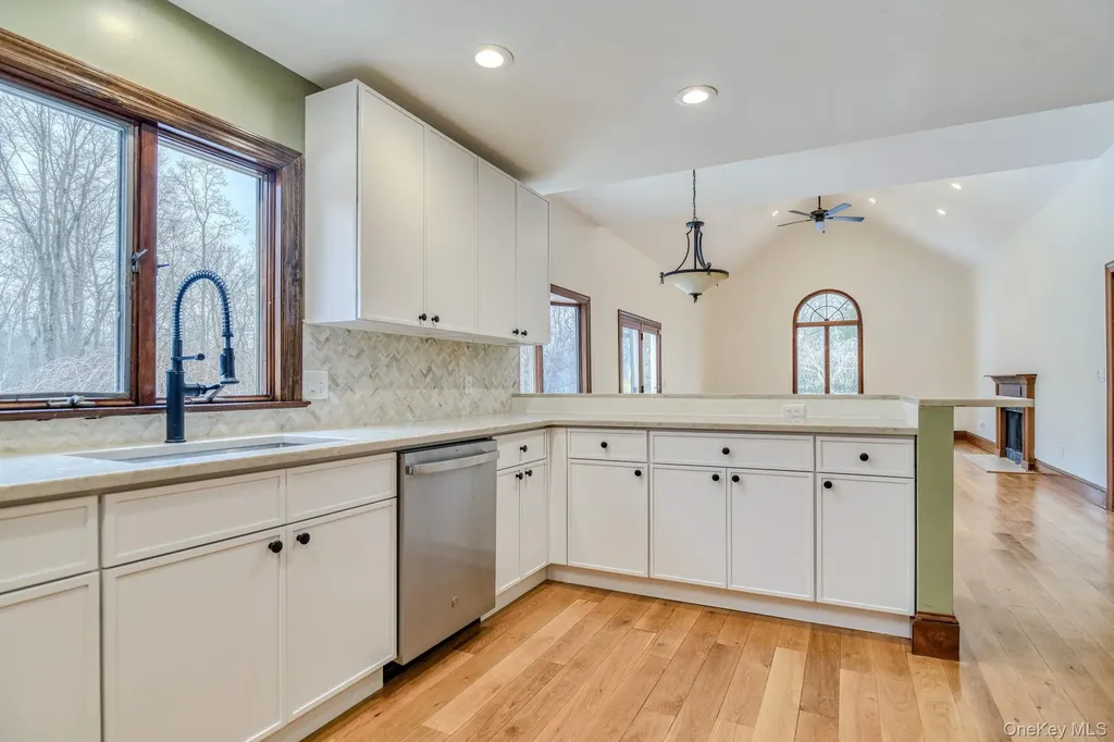 24 Deer Run Road Newburgh NY 12550