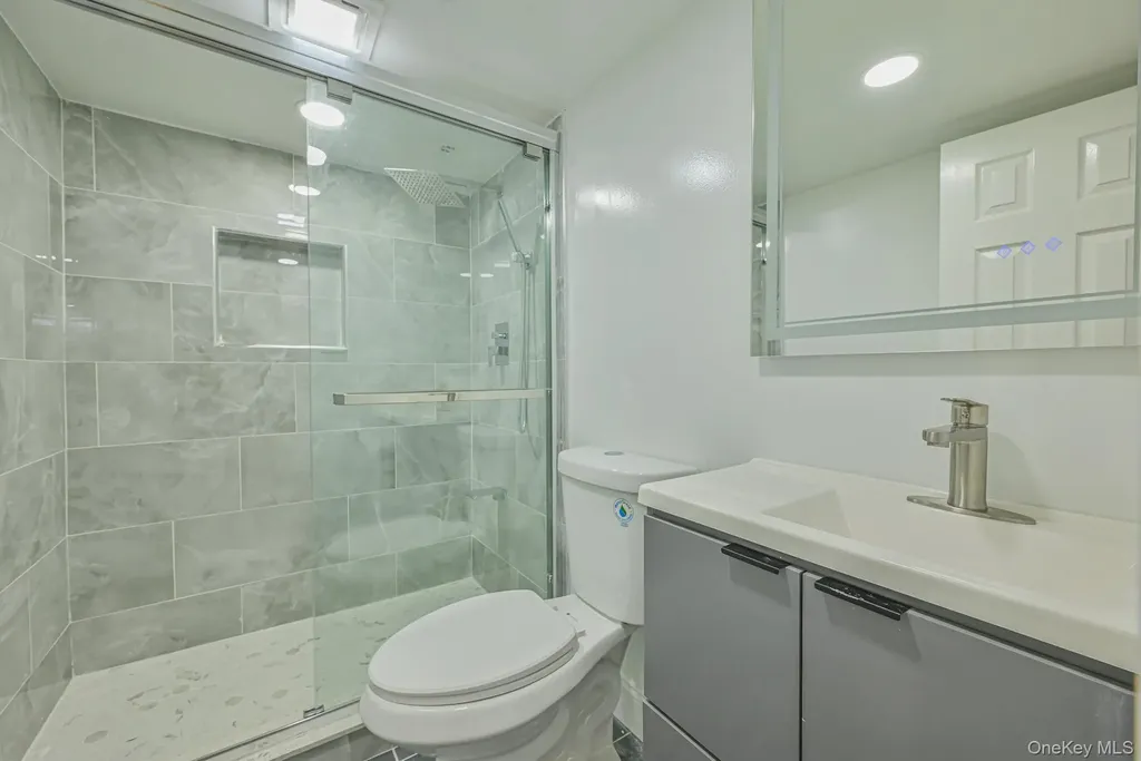 100 Morris Parkway Valley Stream NY 11580