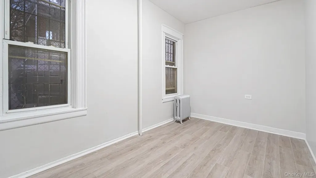 1819 Palisade Place Bronx NY 10453