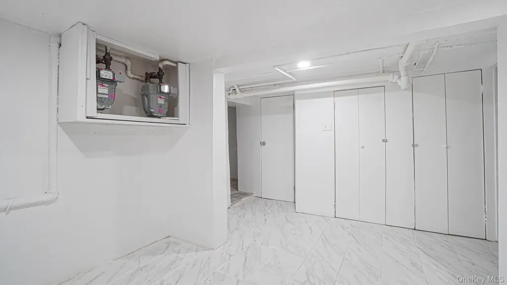 1819 Palisade Place Bronx NY 10453
