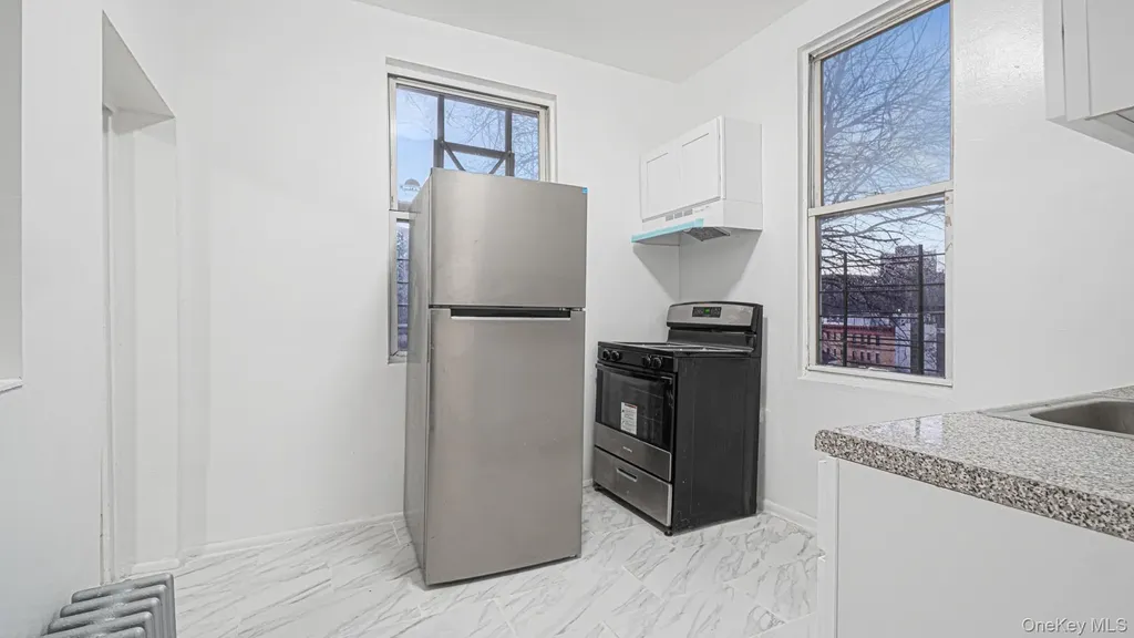 1819 Palisade Place Bronx NY 10453