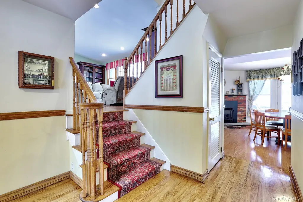 6 Orchard Hill Drive Monsey NY 10952