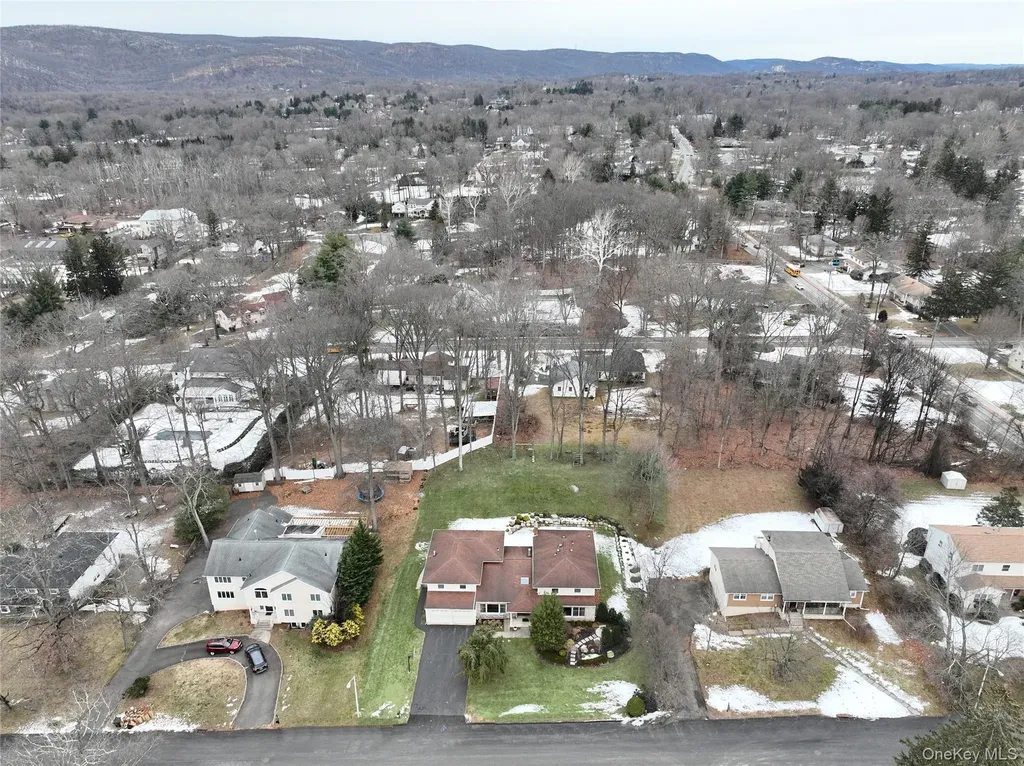 6 Orchard Hill Drive Monsey NY 10952