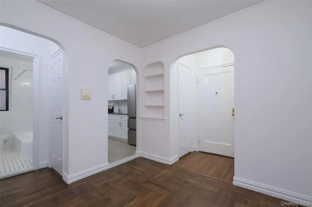 2685 Creston Avenue Bronx NY 10468