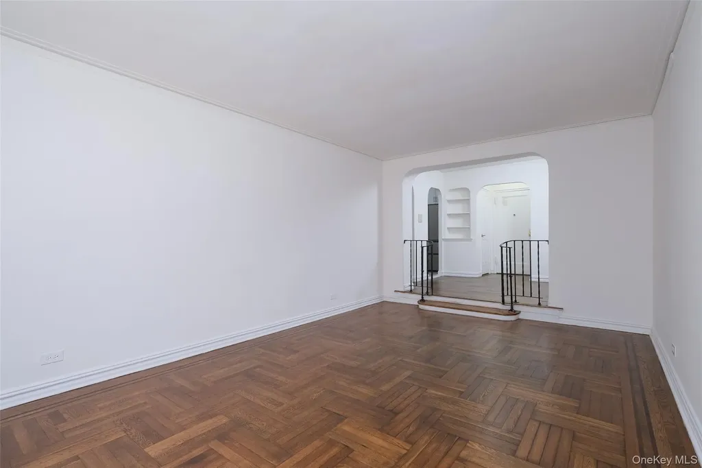 2685 Creston Avenue Bronx NY 10468