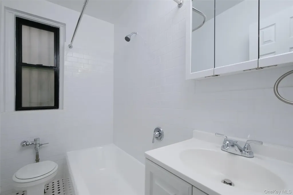 2685 Creston Avenue Bronx NY 10468