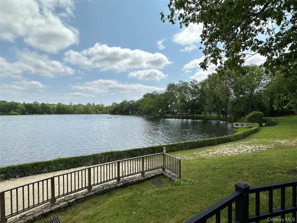 61 Manchester Eastchester NY 10709