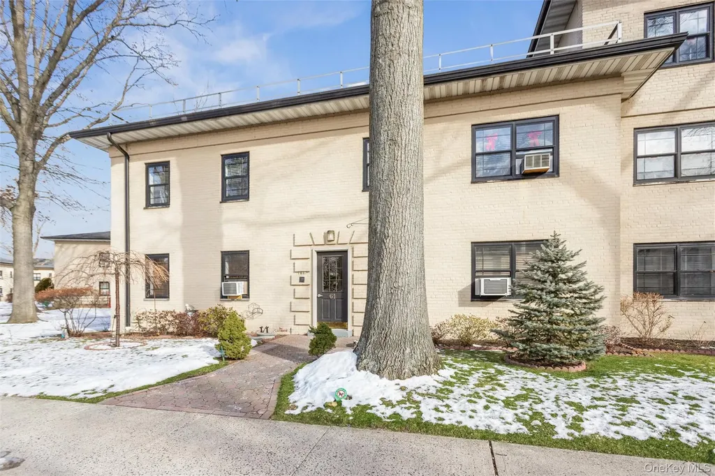 61 Manchester Eastchester NY 10709