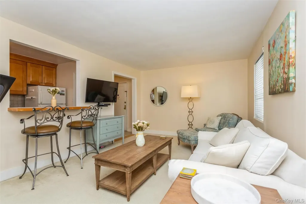 61 Manchester Eastchester NY 10709
