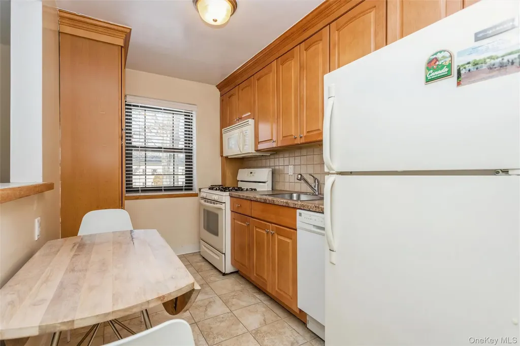 61 Manchester Eastchester NY 10709