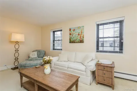 61 Manchester Eastchester NY 10709