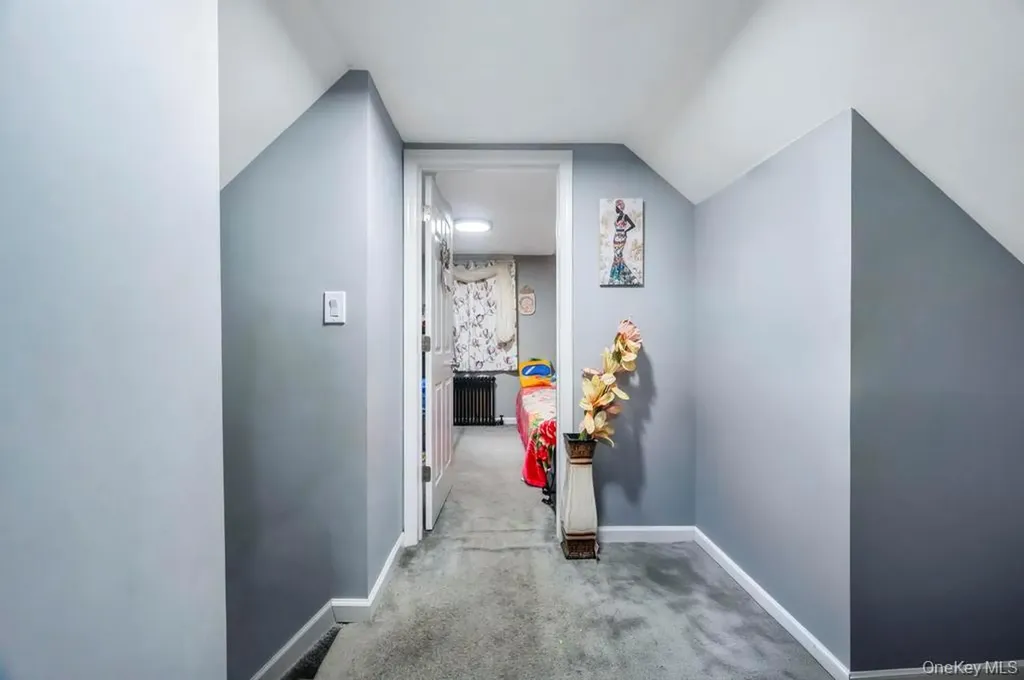 39 Andrews Avenue Wheatley Heights NY 11798