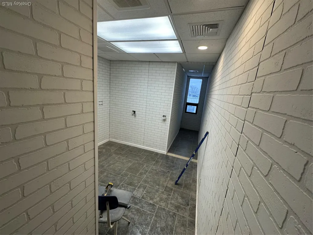 135 Rockaway Lawrence NY 11559