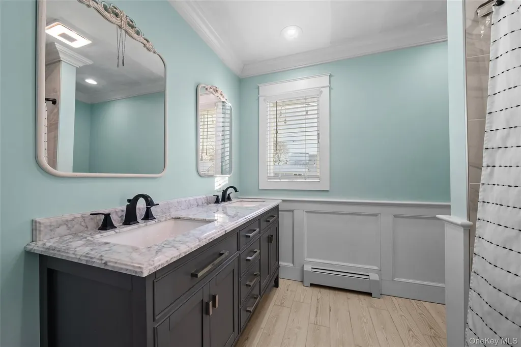 60 Pickwick Lane North Babylon NY 11703