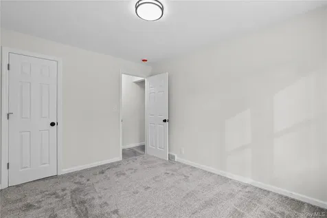 28 Quaker Road Carmel NY 10512