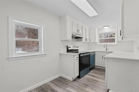 28 Quaker Road Carmel NY 10512