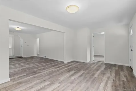 28 Quaker Road Carmel NY 10512