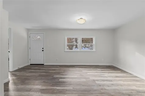 28 Quaker Road Carmel NY 10512