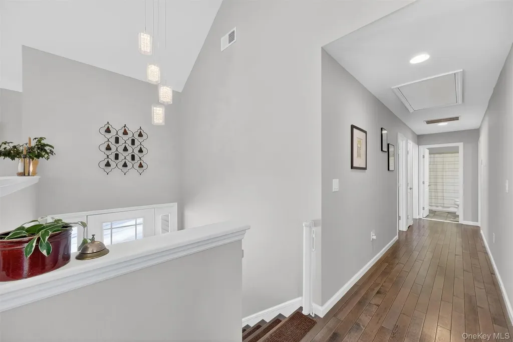31 Greenshire Way Walden NY 12586