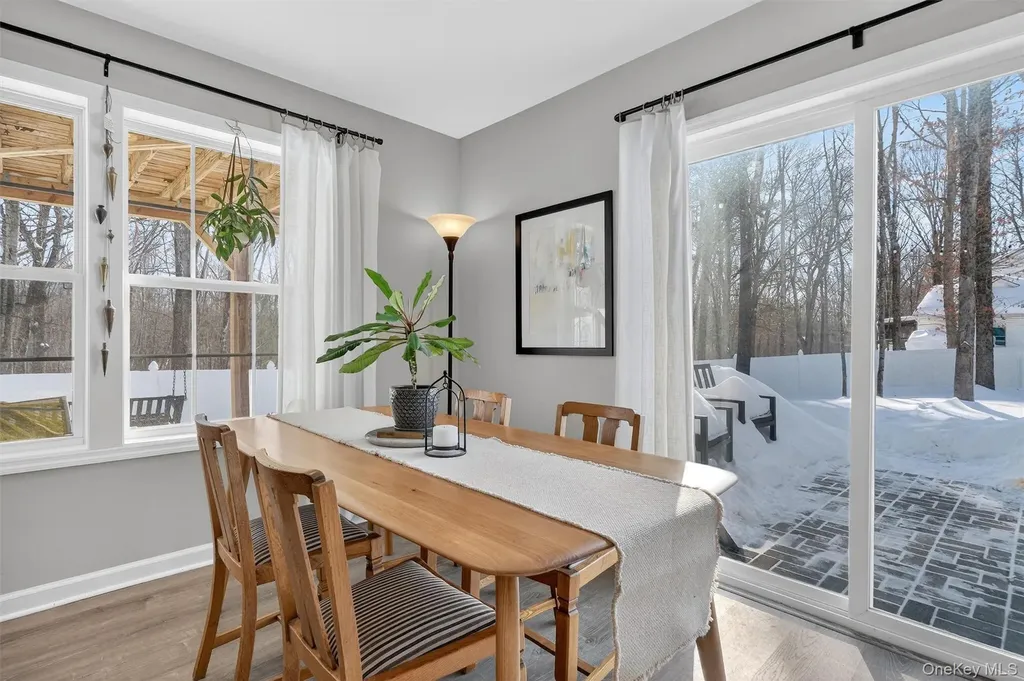 31 Greenshire Way Walden NY 12586