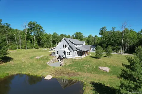 123 Wildwood Way Forestburgh NY 12777
