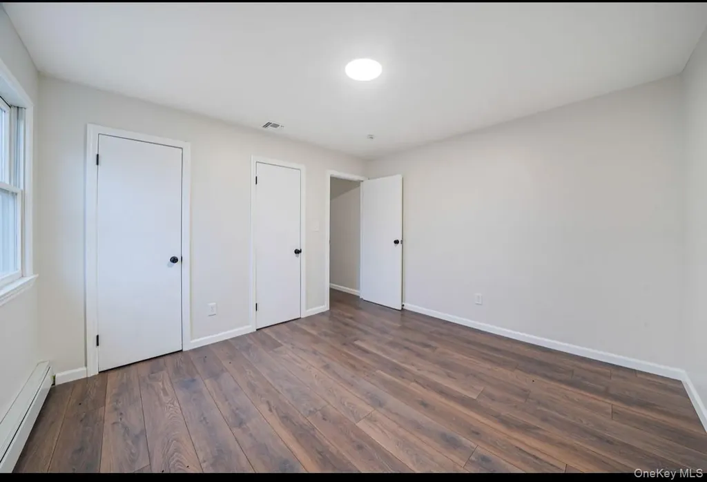 39 2nd Place Central Islip NY 11722