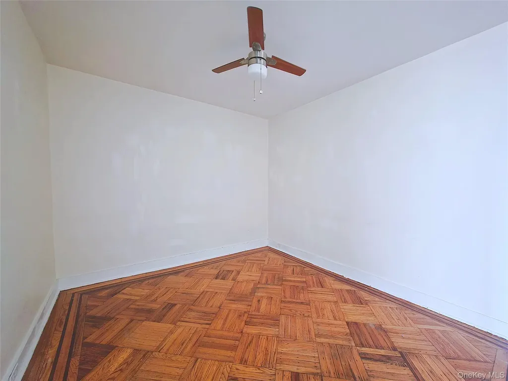 60-48 80th Avenue Glendale NY 11385