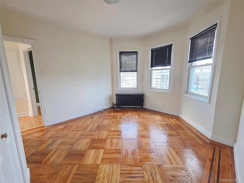 60-48 80th Avenue Glendale NY 11385