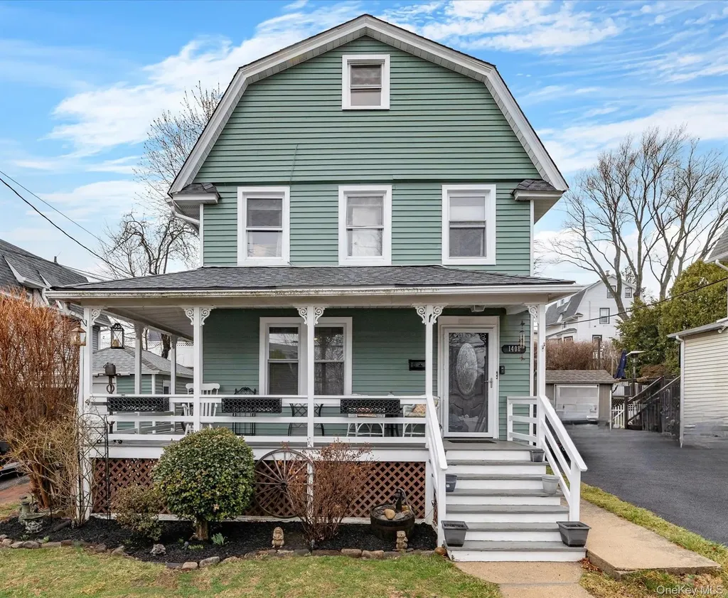 1408 Henry Avenue Mamaroneck NY 10543