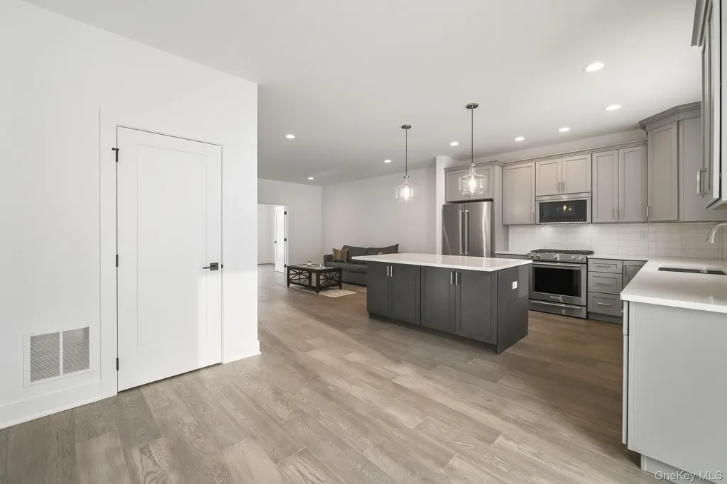 4034 Chestnut Ridge Road Fishkill NY 12524