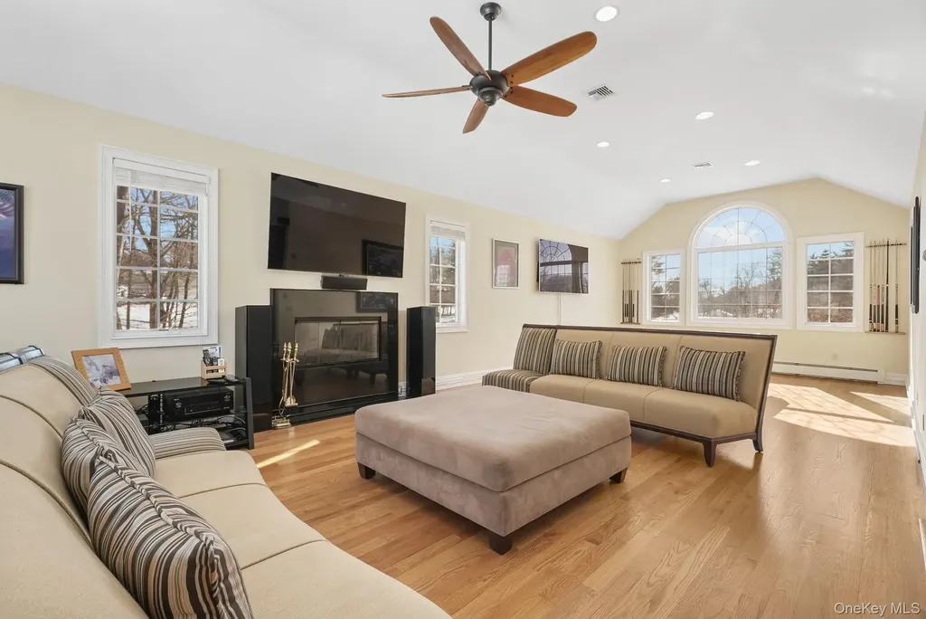 1 Mccarthy Circle Stony Point NY 10980
