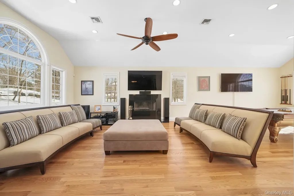 1 Mccarthy Circle Stony Point NY 10980