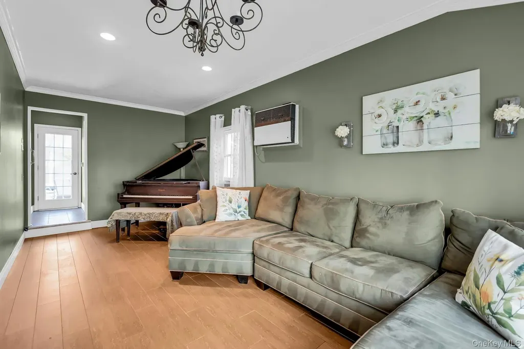358 Rider Avenue Patchogue NY 11772