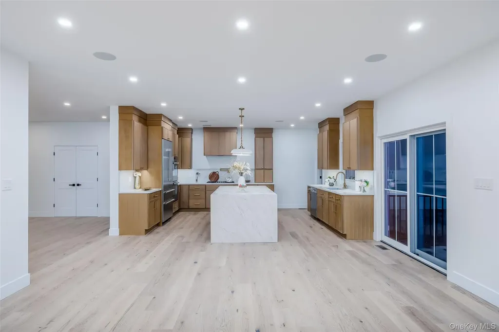 730 Boelsen Drive Westbury NY 11590