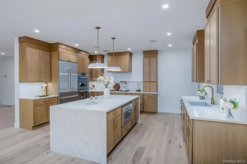 730 Boelsen Drive Westbury NY 11590