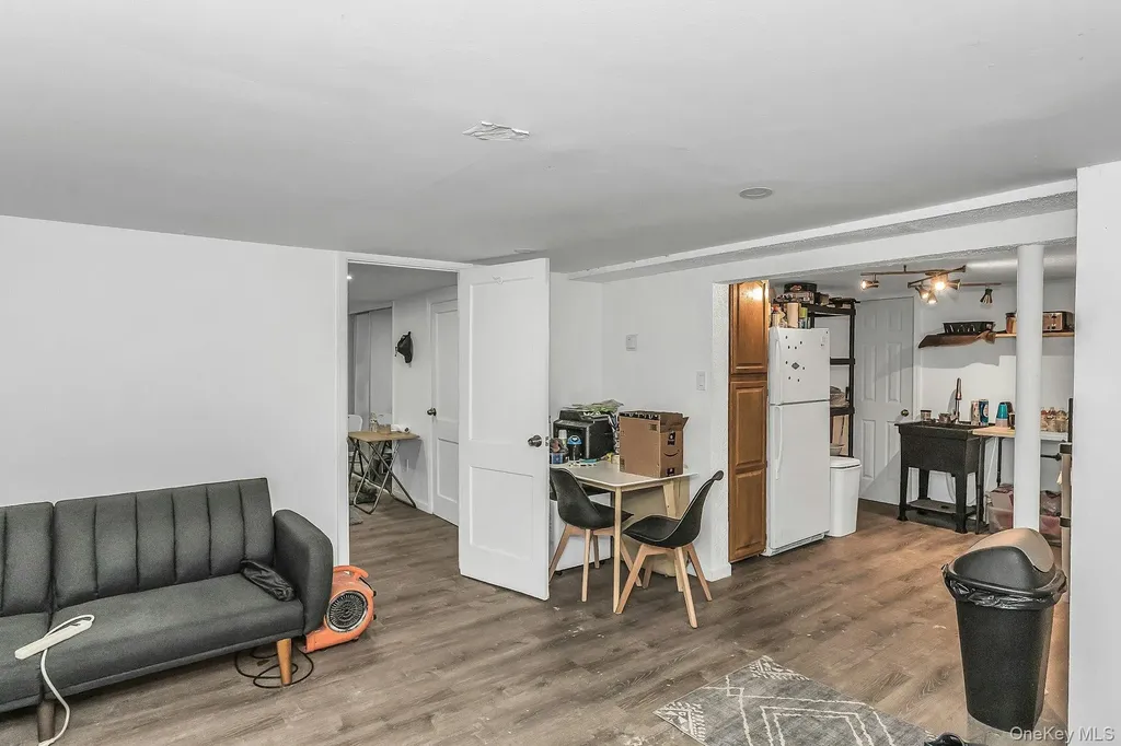 2864 Wilson Avenue Bellmore NY 11710