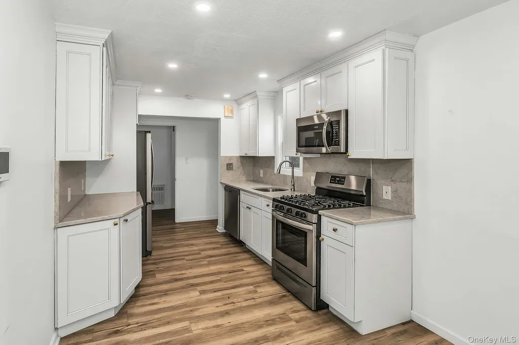 2864 Wilson Avenue Bellmore NY 11710