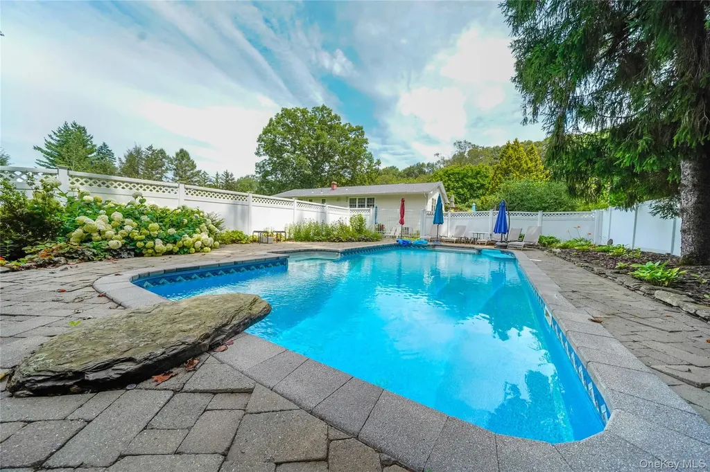 12 Capri Drive Spring Valley NY 10977
