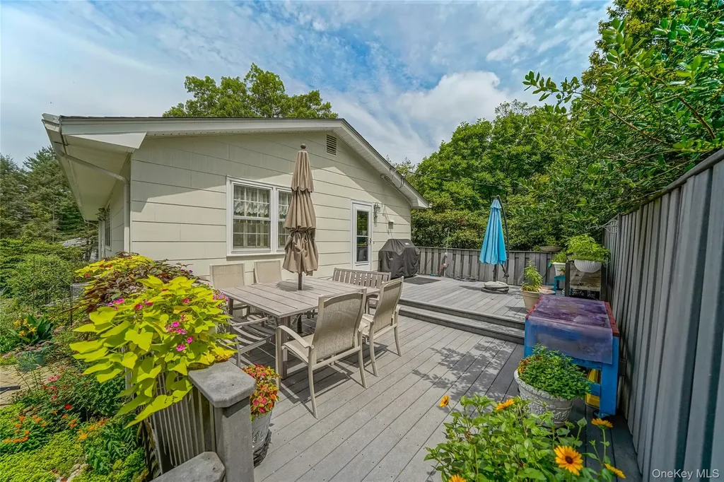 12 Capri Drive Spring Valley NY 10977
