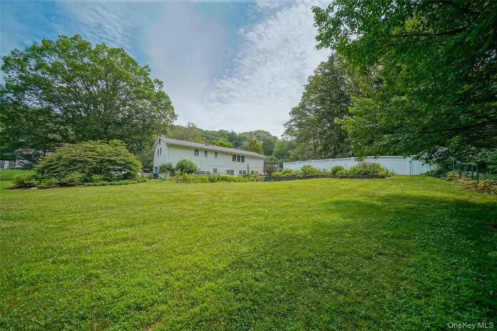 12 Capri Drive Spring Valley NY 10977