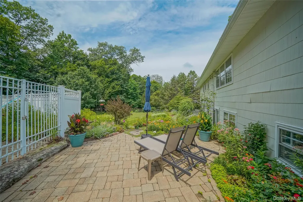 12 Capri Drive Spring Valley NY 10977